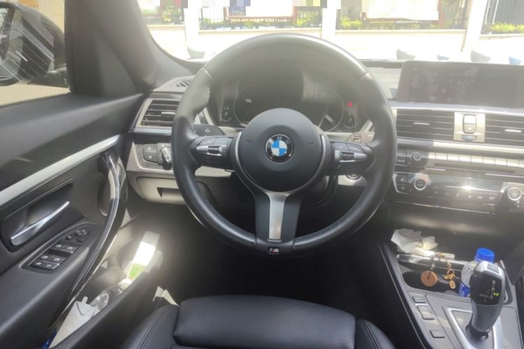 Used BMW 3 Series GT 2020 320i M Sport Package Steering Wheel