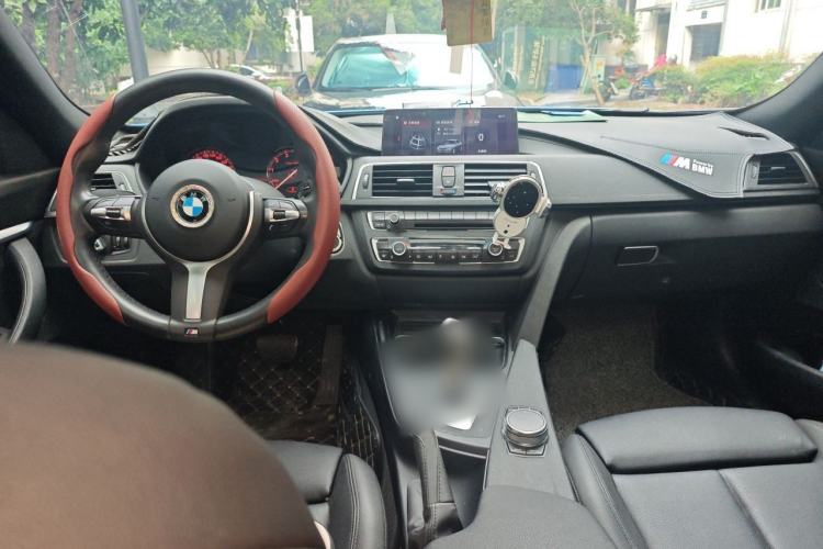 Used BMW 3 Series GT 2020 320i M Sport Package Center Console