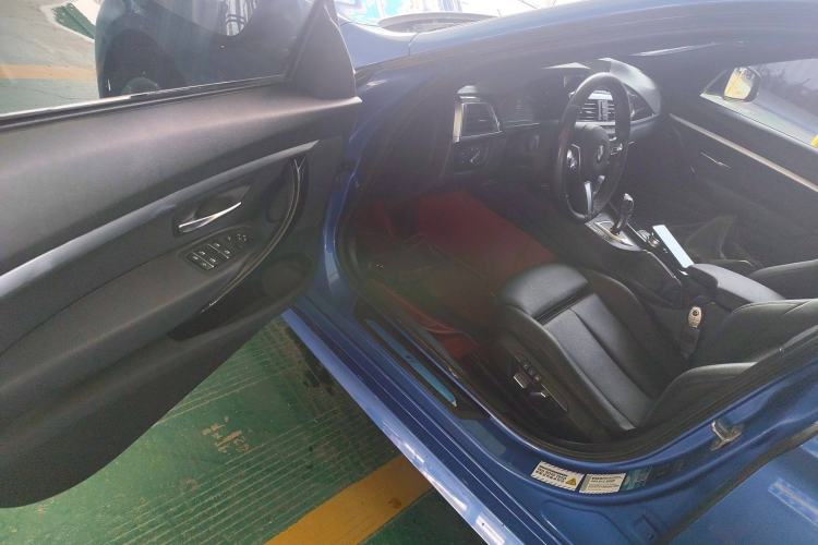 Used BMW 3 Series GT 2020 320i M Sport Package Driver Seat