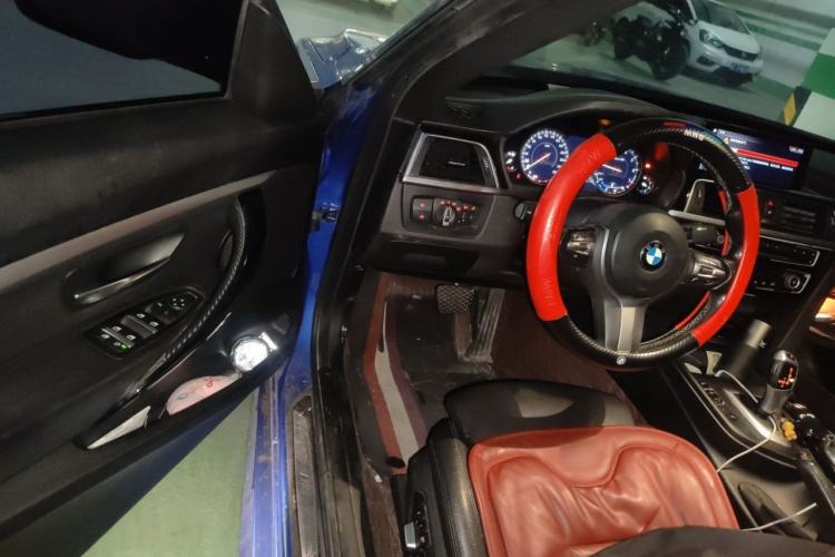 Used BMW 3 Series GT 2020 320i M Sport Package Driver Seat
