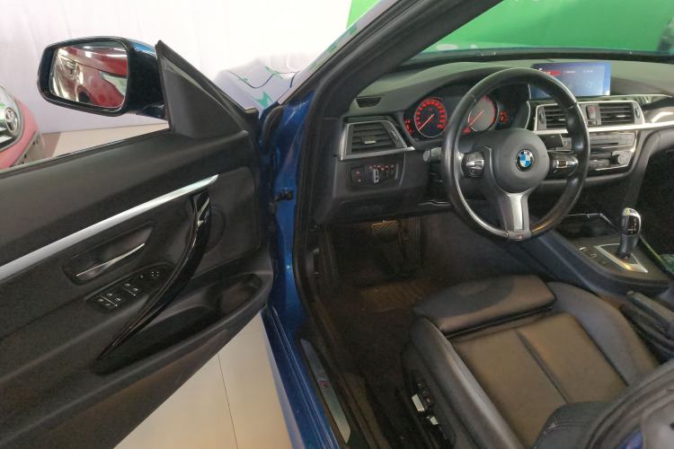 Used BMW 3 Series GT 2020 320i M Sport Package Driver Seat