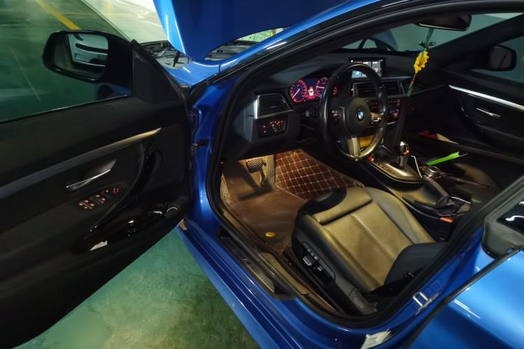 Used BMW 3 Series GT 2020 320i M Sport Package Driver Seat