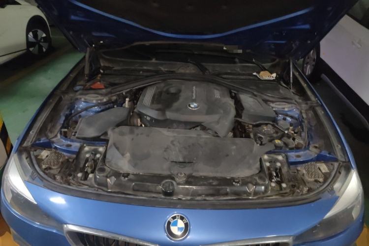 Used BMW 3 Series GT 2020 320i M Sport Package Engine Bay