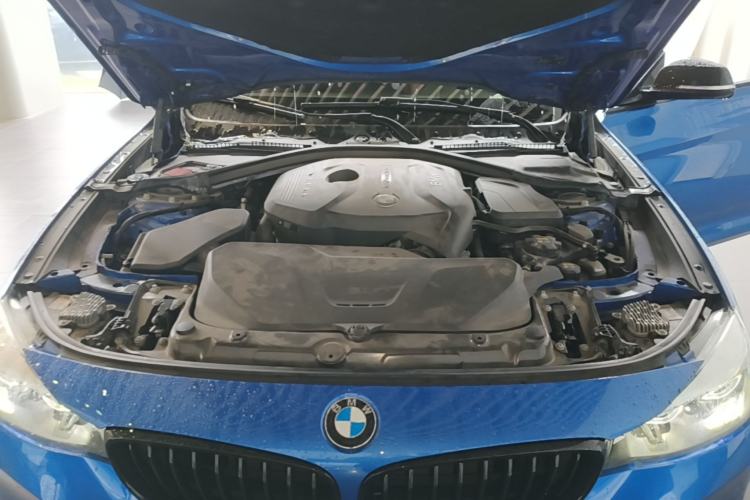 Used BMW 3 Series GT 2020 320i M Sport Night Edition Engine Bay