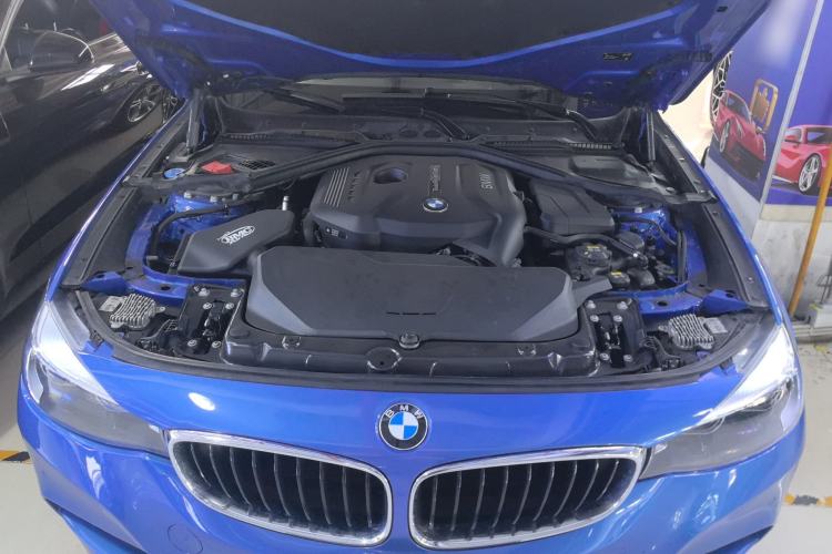 Used BMW 3 Series GT 2020 320i M Sport Package Engine Bay