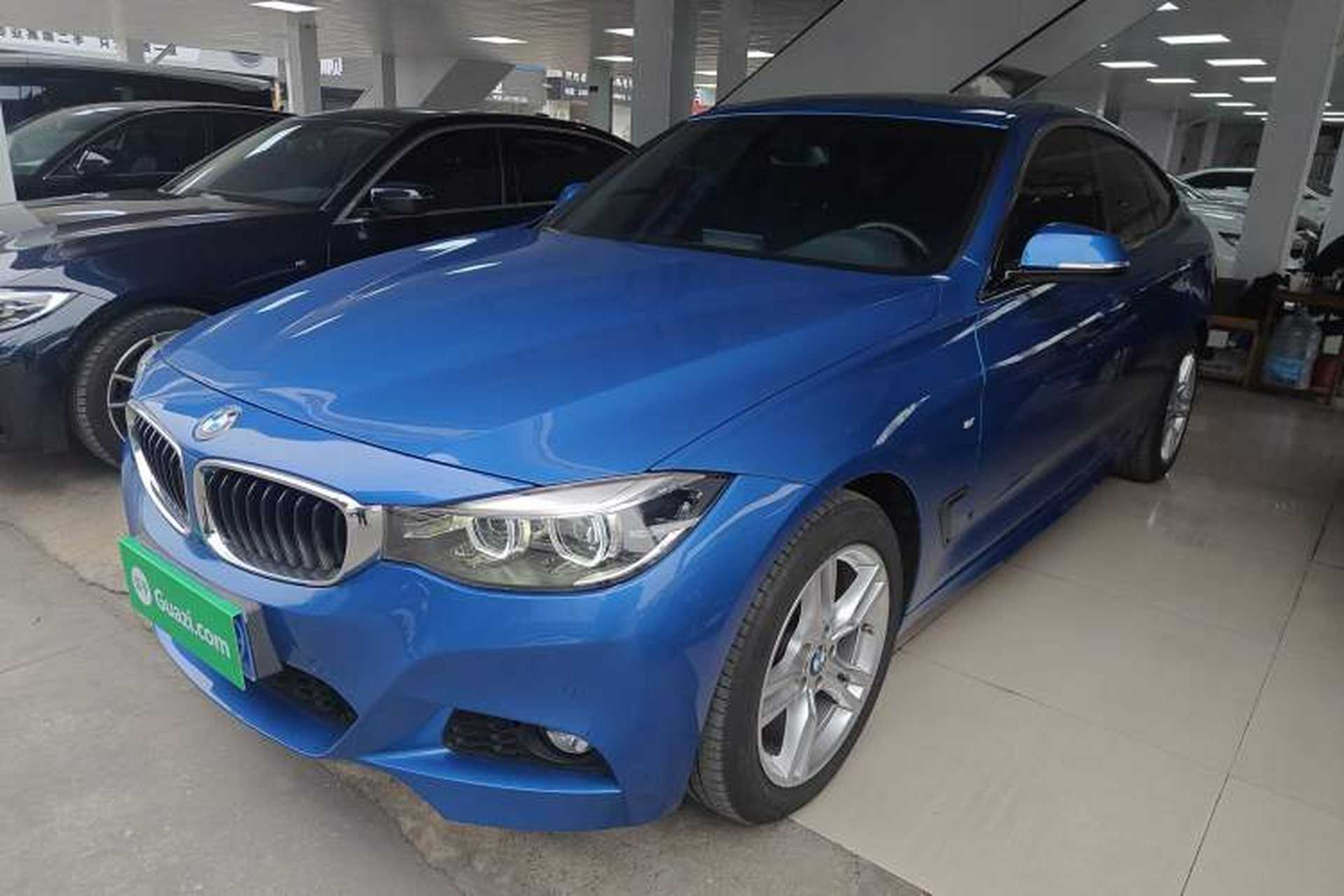 Used BMW 3 Series GT 2020 320i M Sport Package Front Left 45 Deg