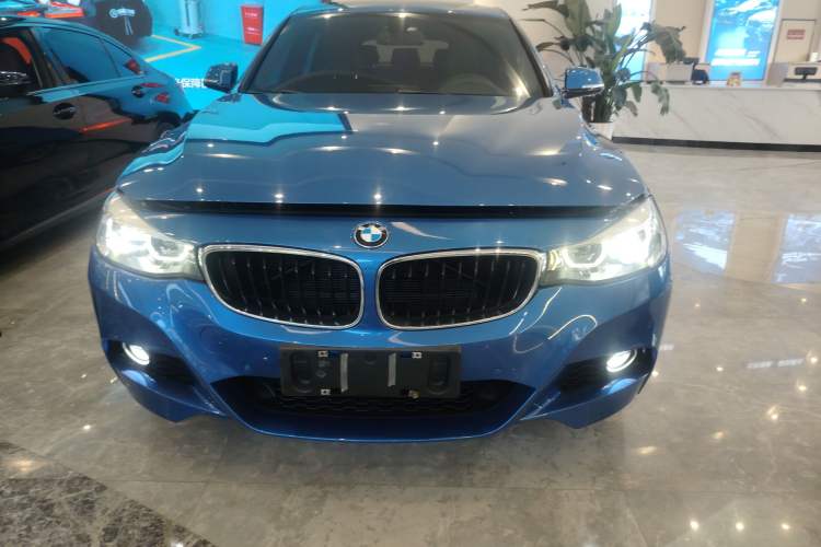 Used BMW 3 Series GT 2020 320i M Sport Package Front