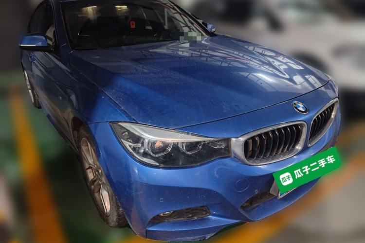 Used BMW 3 Series GT 2020 320i M Sport Package Front Right 45 Deg