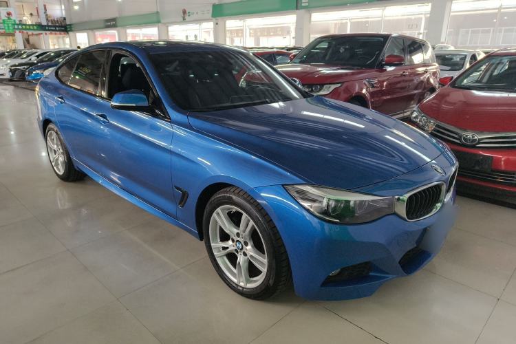 Used BMW 3 Series GT 2020 320i M Sport Package Front Right 45 Deg