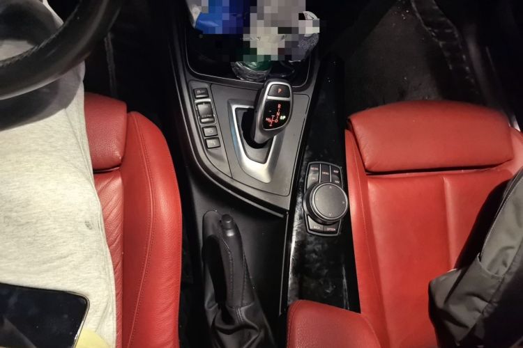 Used BMW 3 Series GT 2020 320i M Sport Night Edition Gear Lever