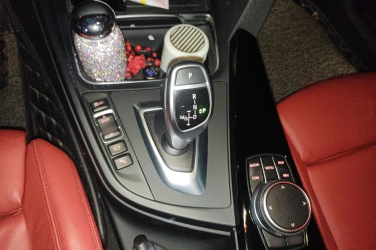 Used BMW 3 Series GT 2020 320i M Sport Night Edition Gear Lever
