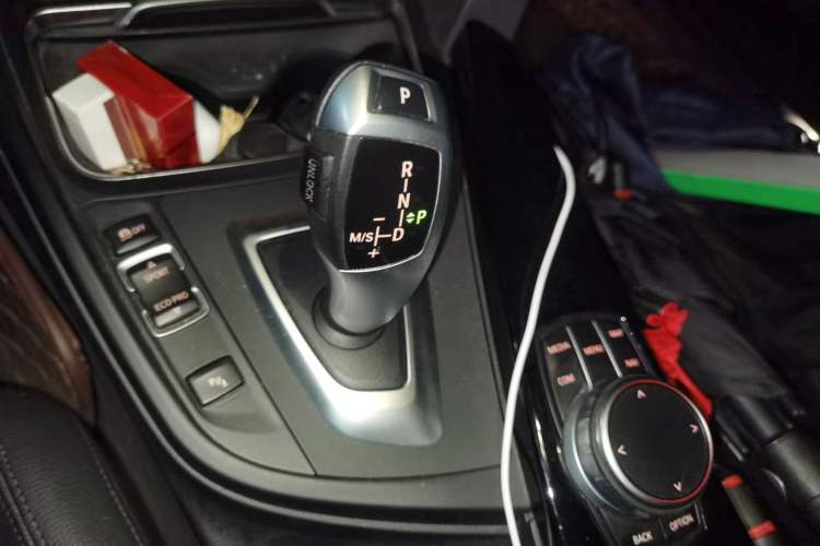 Used BMW 3 Series GT 2020 320i M Sport Package Gear Lever