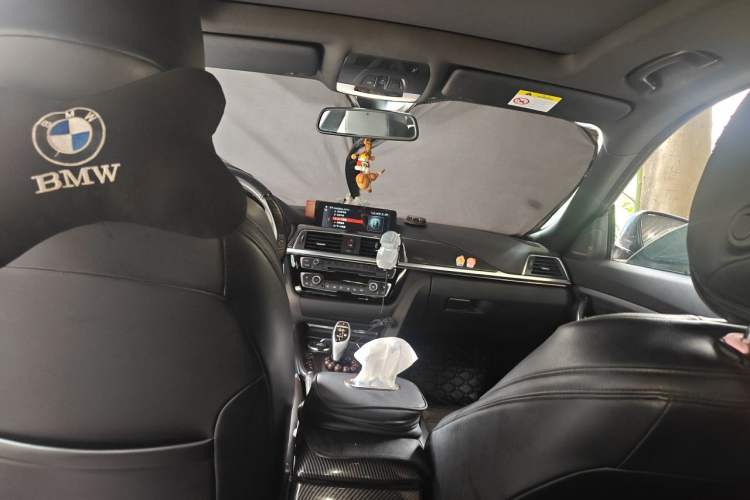 Used BMW 3 Series GT 2020 330i M Sport Night Edition Headliner
