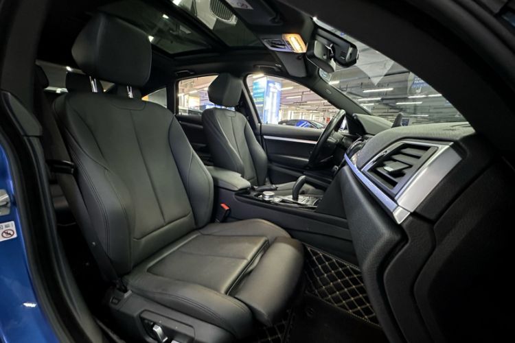 Used BMW 3 Series GT 2020 320i M Sport Package Interior 12