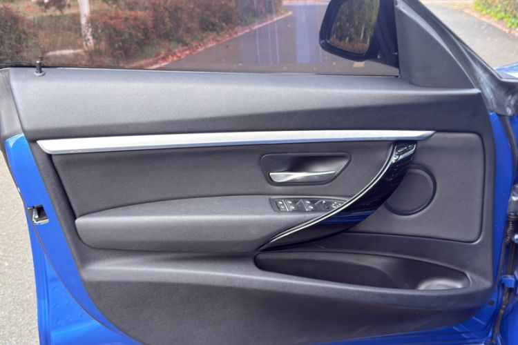 Used BMW 3 Series GT 2020 320i M Sport Package Interior 2