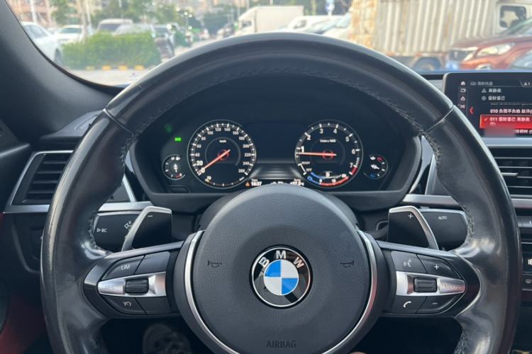 Used BMW 3 Series GT 2020 320i M Sport Night Edition Interior 2