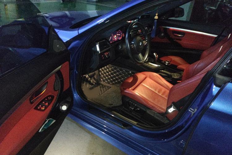 Used BMW 3 Series GT 2020 320i M Sport Night Edition Interior 3
