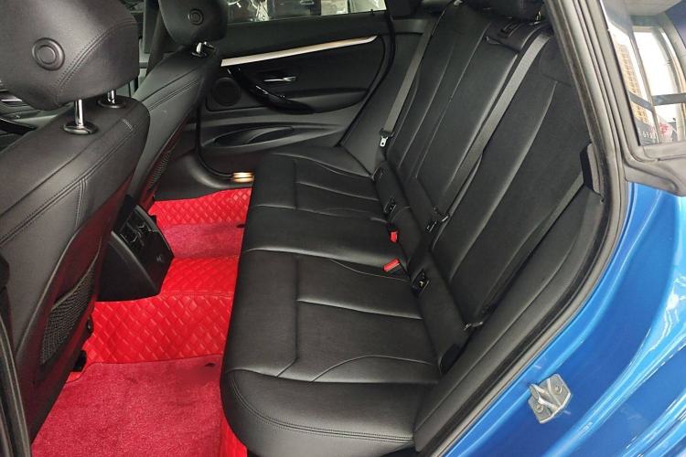 Used BMW 3 Series GT 2020 320i M Sport Package Interior 4