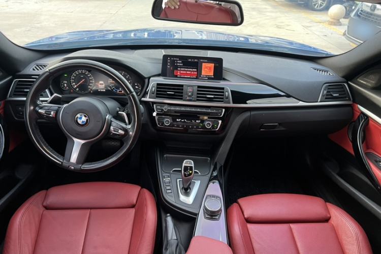 Used BMW 3 Series GT 2020 320i M Sport Night Edition Interior 4