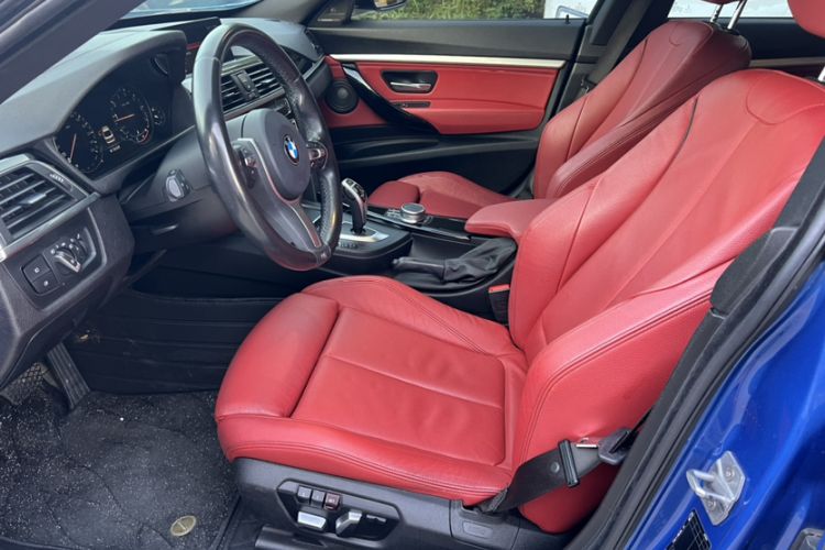 Used BMW 3 Series GT 2020 320i M Sport Night Edition Interior 5