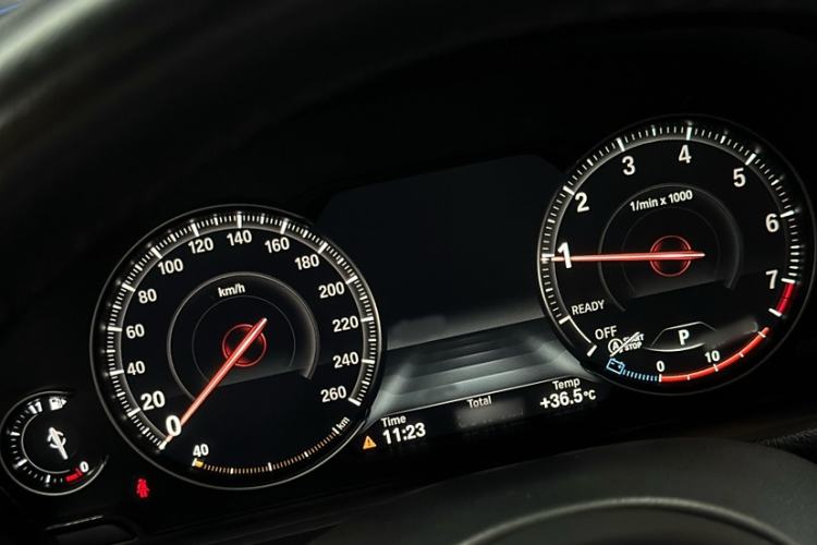 Used BMW 3 Series GT 2020 320i M Sport Package Interior 5