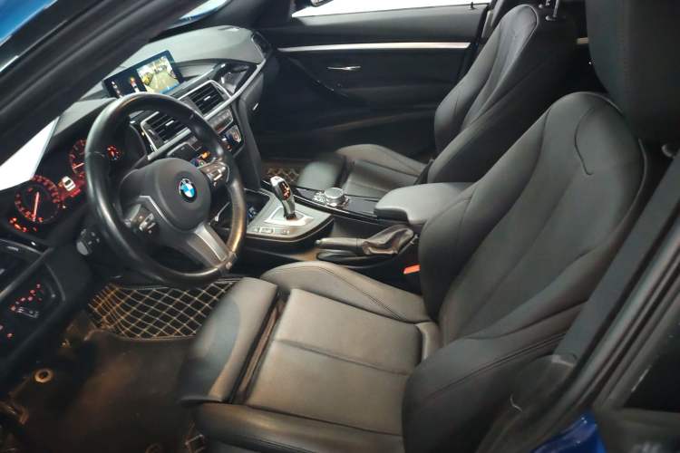 Used BMW 3 Series GT 2020 320i M Sport Package Left Front Seat