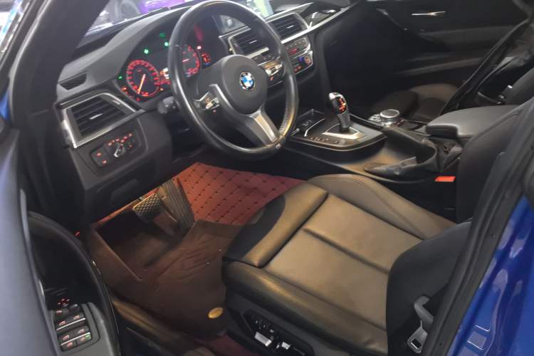 Used BMW 3 Series GT 2020 320i M Sport Package Left Front Seat