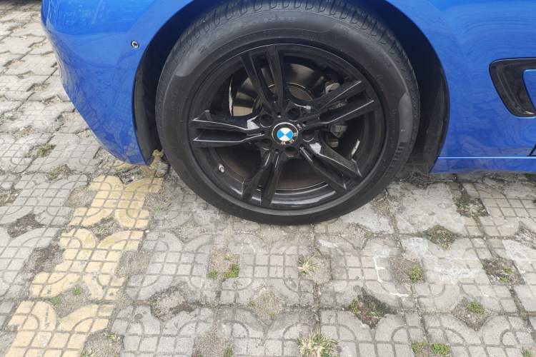 Used BMW 3 Series GT 2020 320i M Sport Night Edition Left Front Wheel Hub