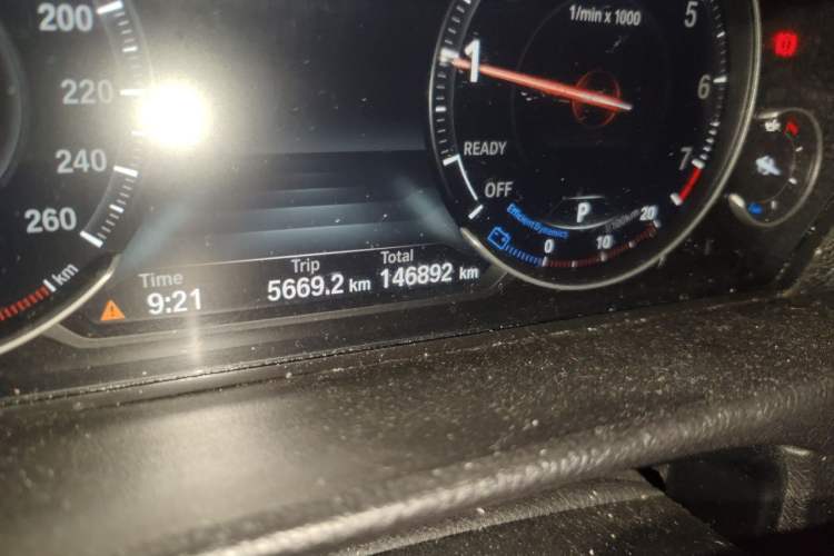 Used BMW 3 Series GT 2020 320i M Sport Package Odometer Close Up