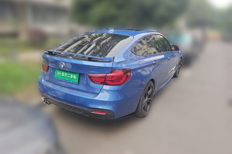 Used BMW 3 Series GT 2020 320i M Sport Package Rear Right 45 Deg