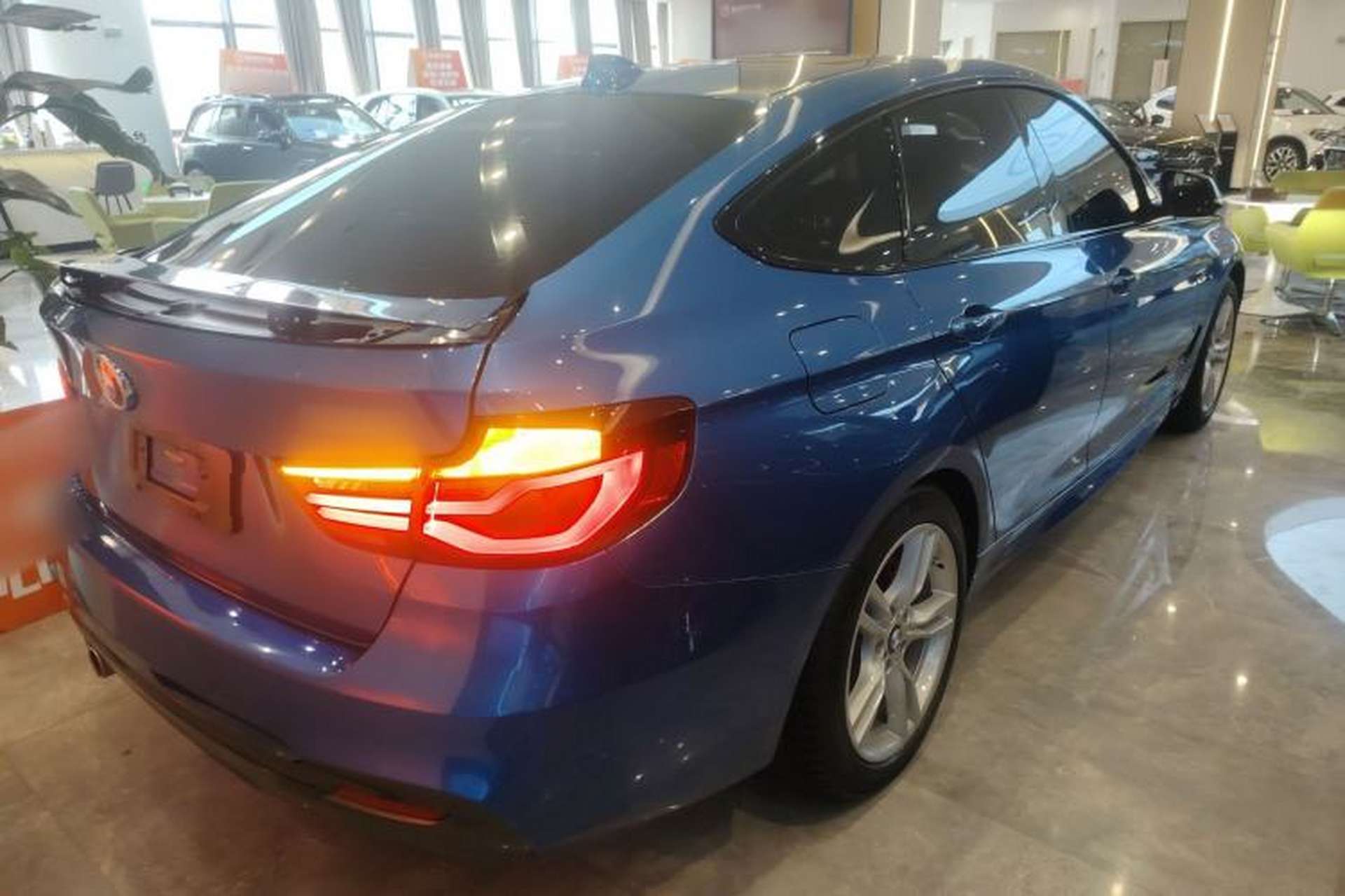 Used BMW 3 Series GT 2020 320i M Sport Package Rear Right 45 Deg