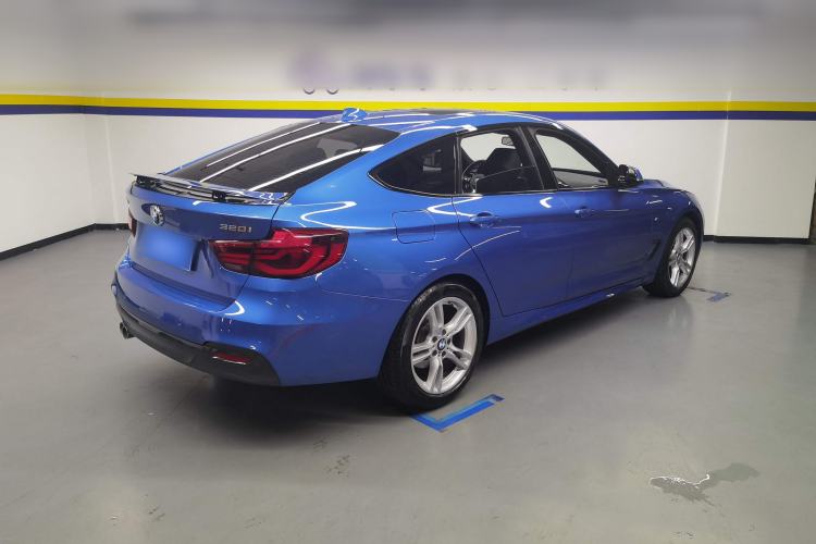 Used BMW 3 Series GT 2020 320i M Sport Package Rear Right 45 Deg