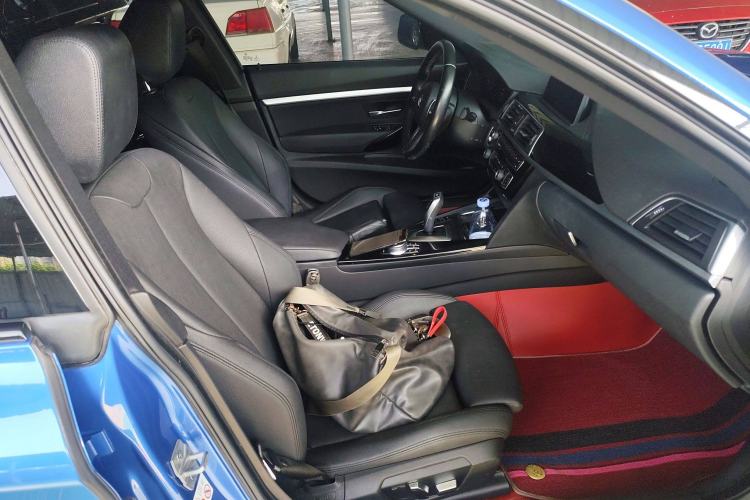 Used BMW 3 Series GT 2020 320i M Sport Package Right Front Seat
