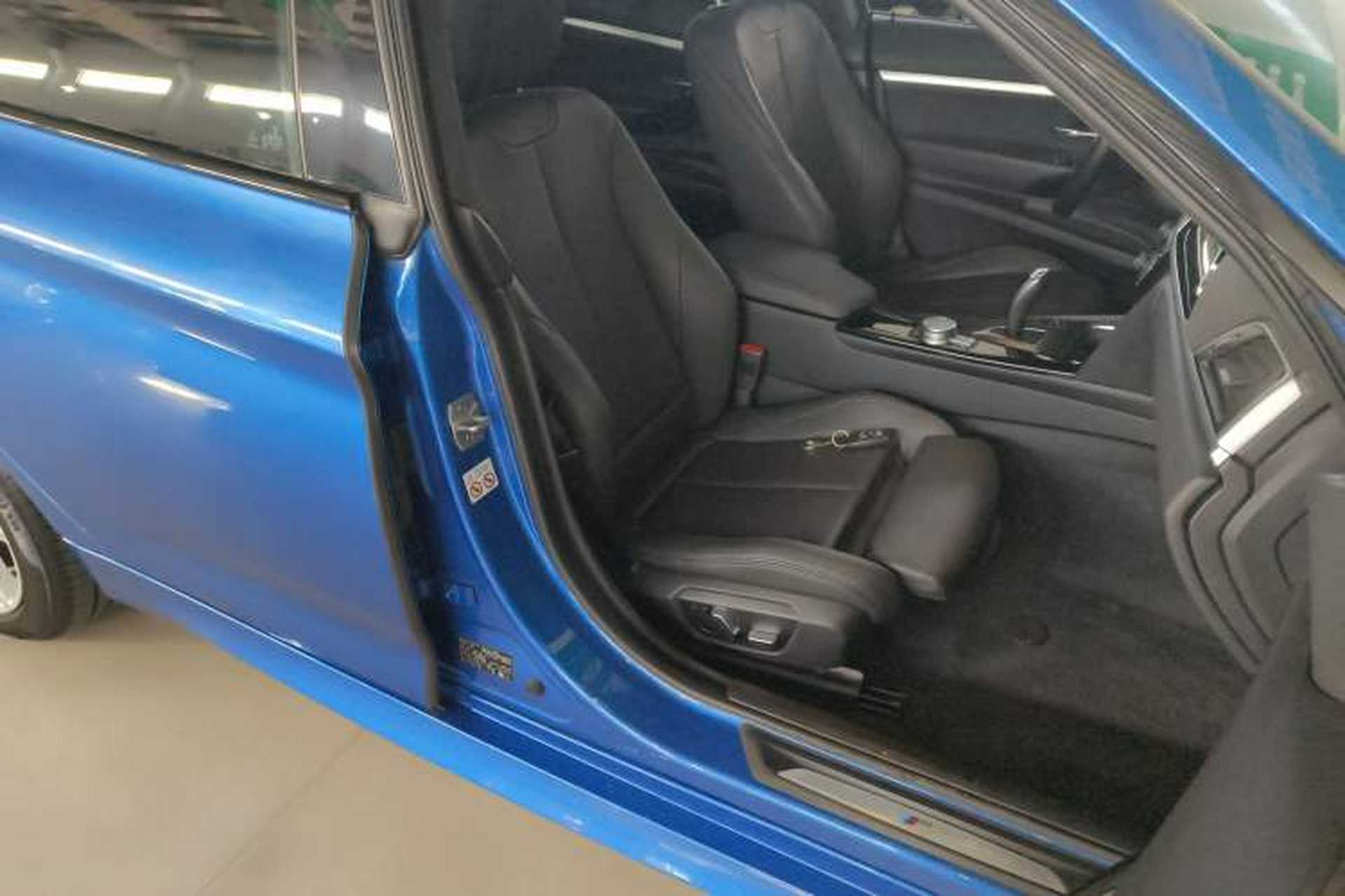Used BMW 3 Series GT 2020 320i M Sport Package Right Front Seat
