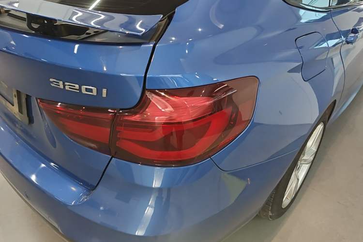Used BMW 3 Series GT 2020 320i M Sport Package Right Rear Taillight