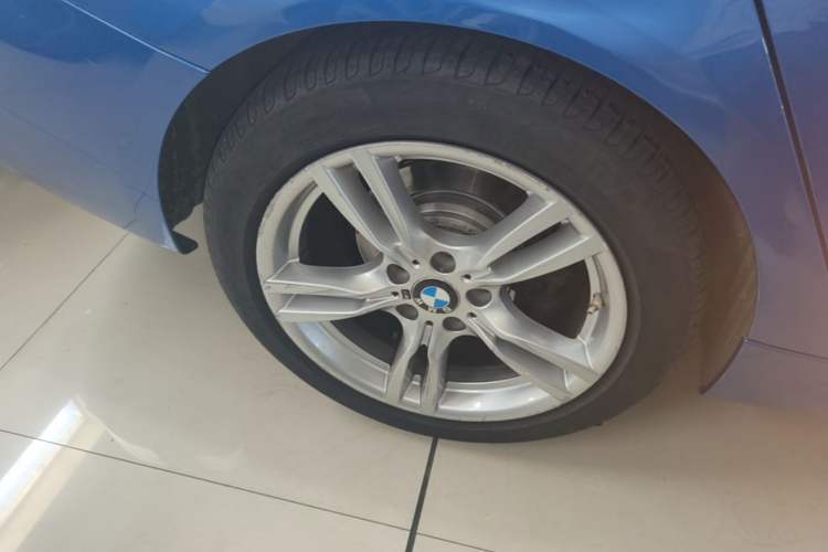 Used BMW 3 Series GT 2020 320i M Sport Package Right Rear Wheel Hub