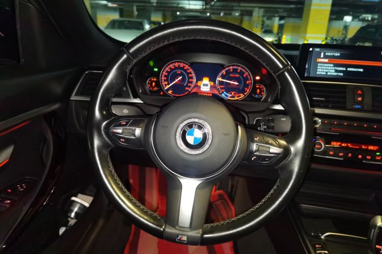 Used BMW 3 Series GT 2020 320i M Sport Package Steering Wheel