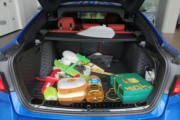 Used BMW 3 Series GT 2020 320i M Sport Night Edition Trunk