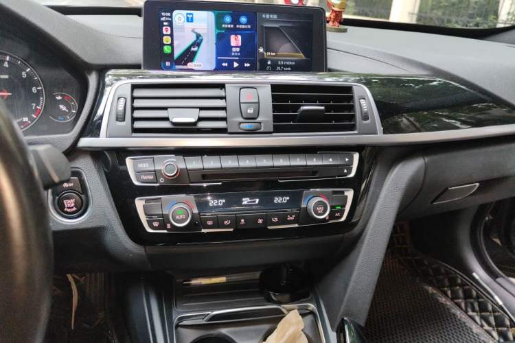 Used BMW 3 Series GT 2020 320i M Sport Package Audio And AC Panel