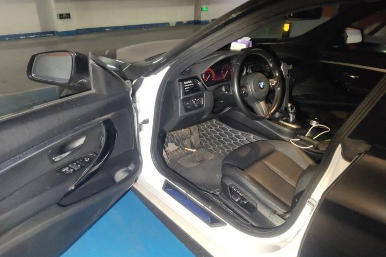 Used BMW 3 Series GT 2020 320i M Sport Package Driver Seat