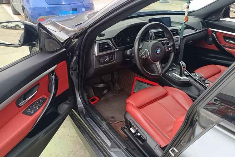 Used BMW 3 Series GT 2020 320i M Sport Night Edition Driver Seat