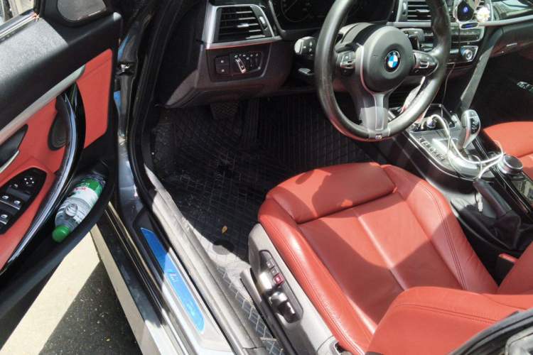 Used BMW 3 Series GT 2020 320i M Sport Night Edition Driver Seat