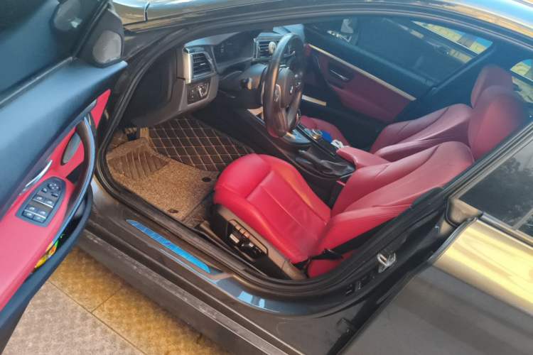 Used BMW 3 Series GT 2020 330i M Sport Night Edition Driver Seat
