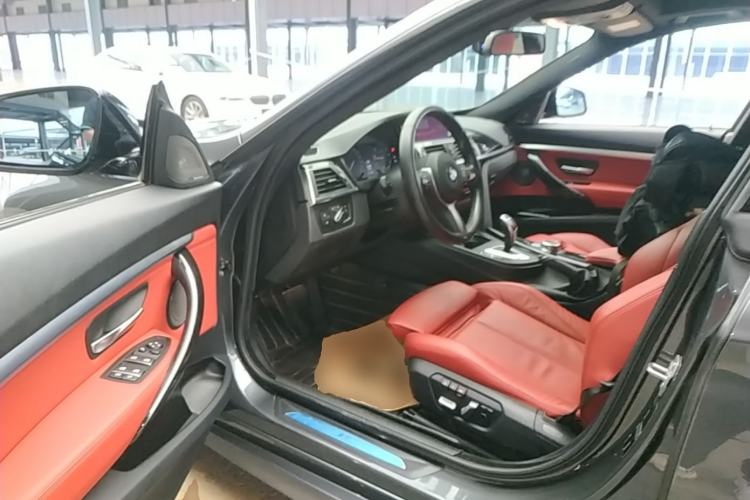 Used BMW 3 Series GT 2020 330i M Sport Night Edition Driver Seat
