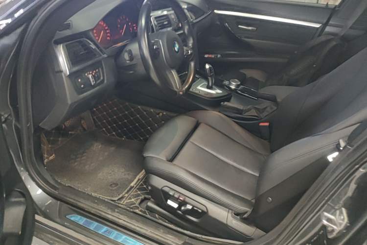 Used BMW 3 Series GT 2020 320i M Sport Package Driver Seat