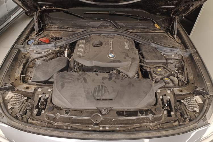 Used BMW 3 Series GT 2020 320i M Sport Package Engine Bay