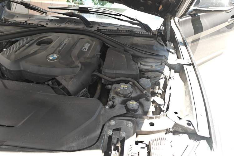 Used BMW 3 Series GT 2020 320i M Sport Package Engine Bay Left