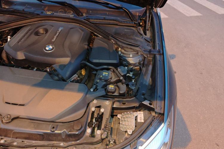 Used BMW 3 Series GT 2020 330i M Sport Night Edition Engine Bay Left