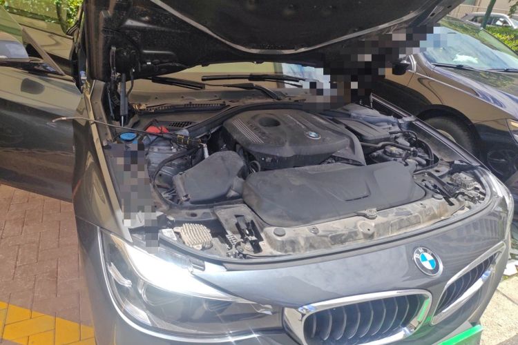Used BMW 3 Series GT 2020 320i M Sport Package Engine Bay Right