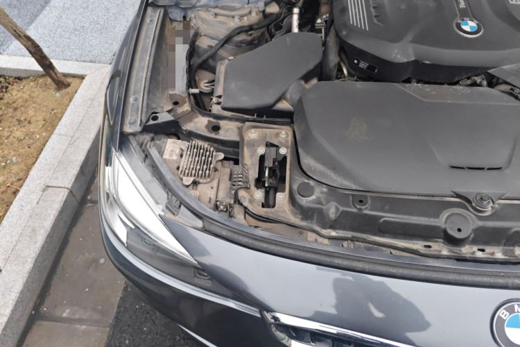 Used BMW 3 Series GT 2020 320i M Sport Package Engine Bay Right